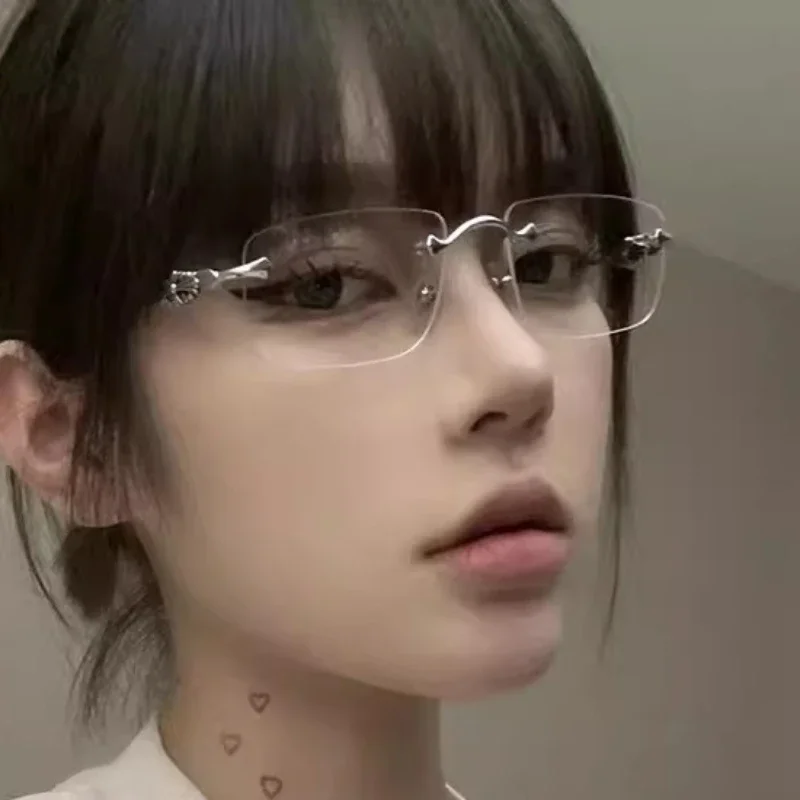 New Fashion Eyeglasses Frameless for Women Men Silver Rectangle Glasses Anti Blue Light Small Square Sunglasses with Metal Frame