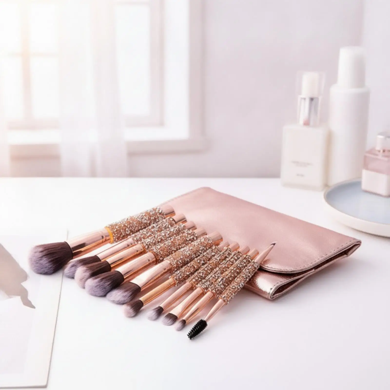 Portable Cosmetic Brush Pack with Blush Eyeshadow and Foundation Brushes for on the Go Beauty Routine