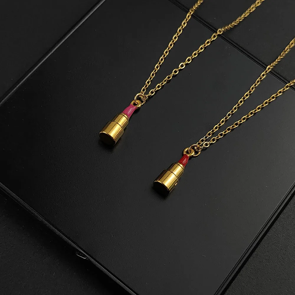 

Fashion Lipstick Model Pendant Necklace for Women Girls Hot Pink Mirror Gold Color Jewelry Accessories
