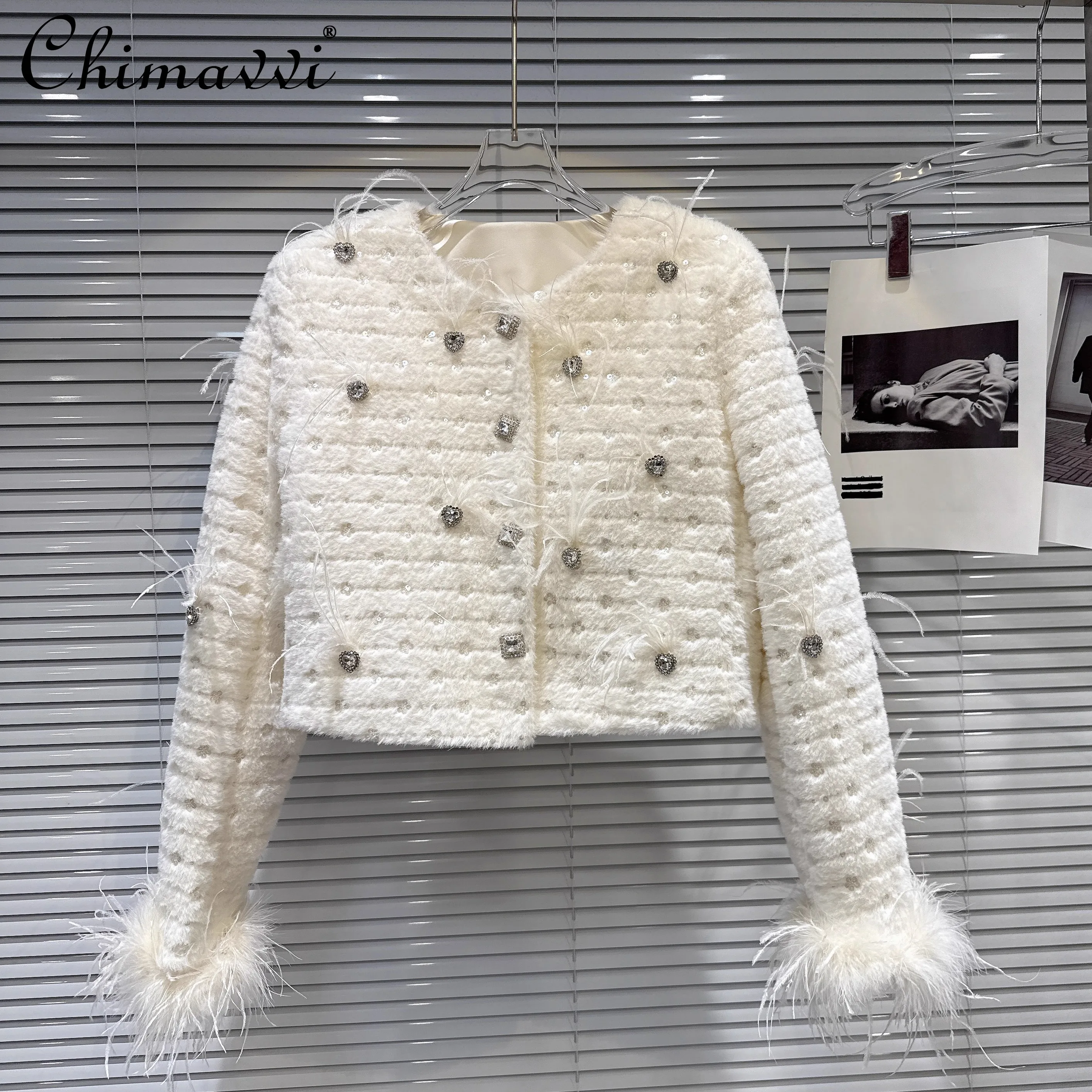 

French Style Elegant Socialite Heart Diamond Buckle Sequin Feather Patchwork Down Lined Short Jackets for Women Winter Overcoats