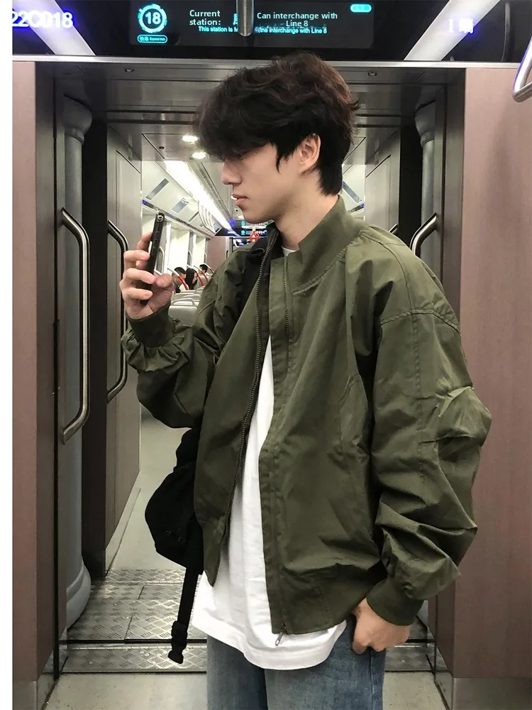 

Мужская осенняя куртка-бомбер в стиле милитари, американский уличный стиль, с воротником-стойкой, приталенная, для повседневной носки