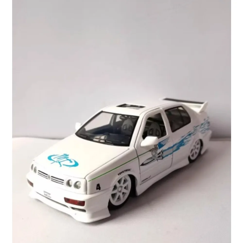 

Jada Fast & Furious 1:24 Volkswagen Jetta, модель автомобиля из сплава, литая под давлением металлическая масштабная модель автомобиля, коллекция детских игрушечных автомобилей