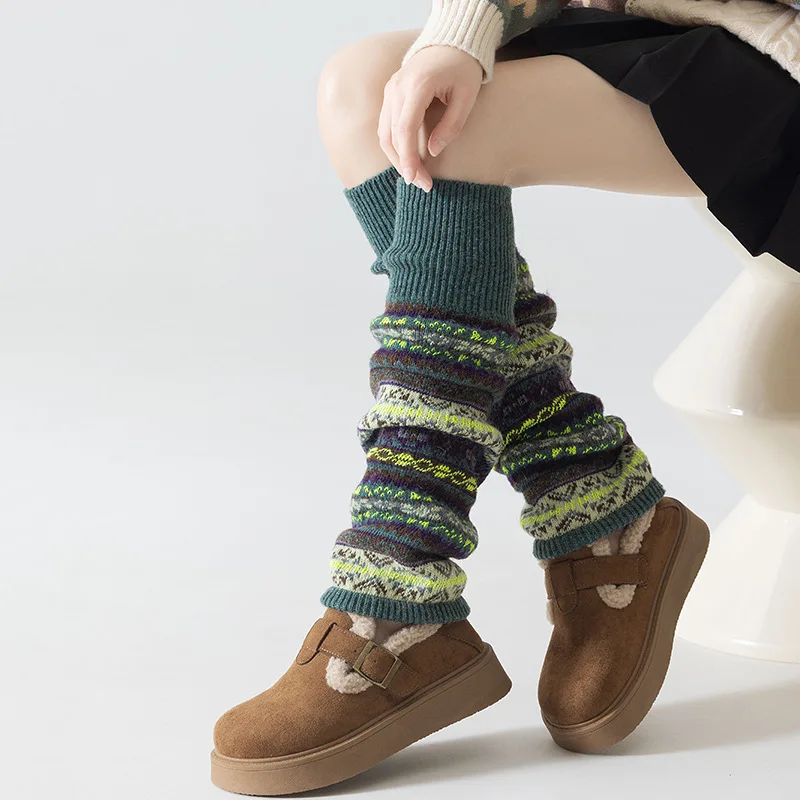 1 Pair Autumn Winter Thick Colored Striped Women Socks Fashionable Bohemian Style Soft Comfortable Extended Warm Knee Pads Socks