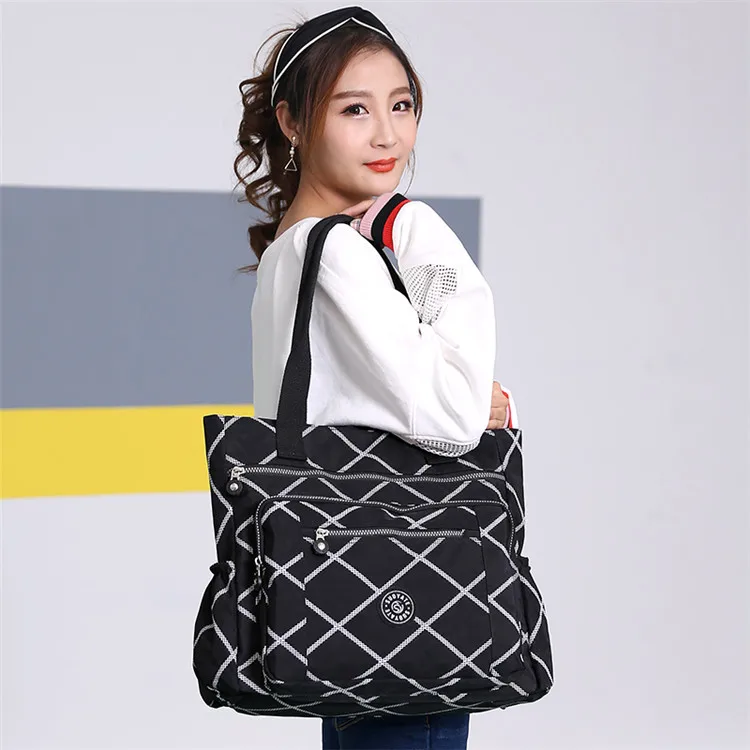 Women\\\'s Handbag Large Capacity Casual Versatile Shoulder Bag Multi Compartment Simple Commuting Bag