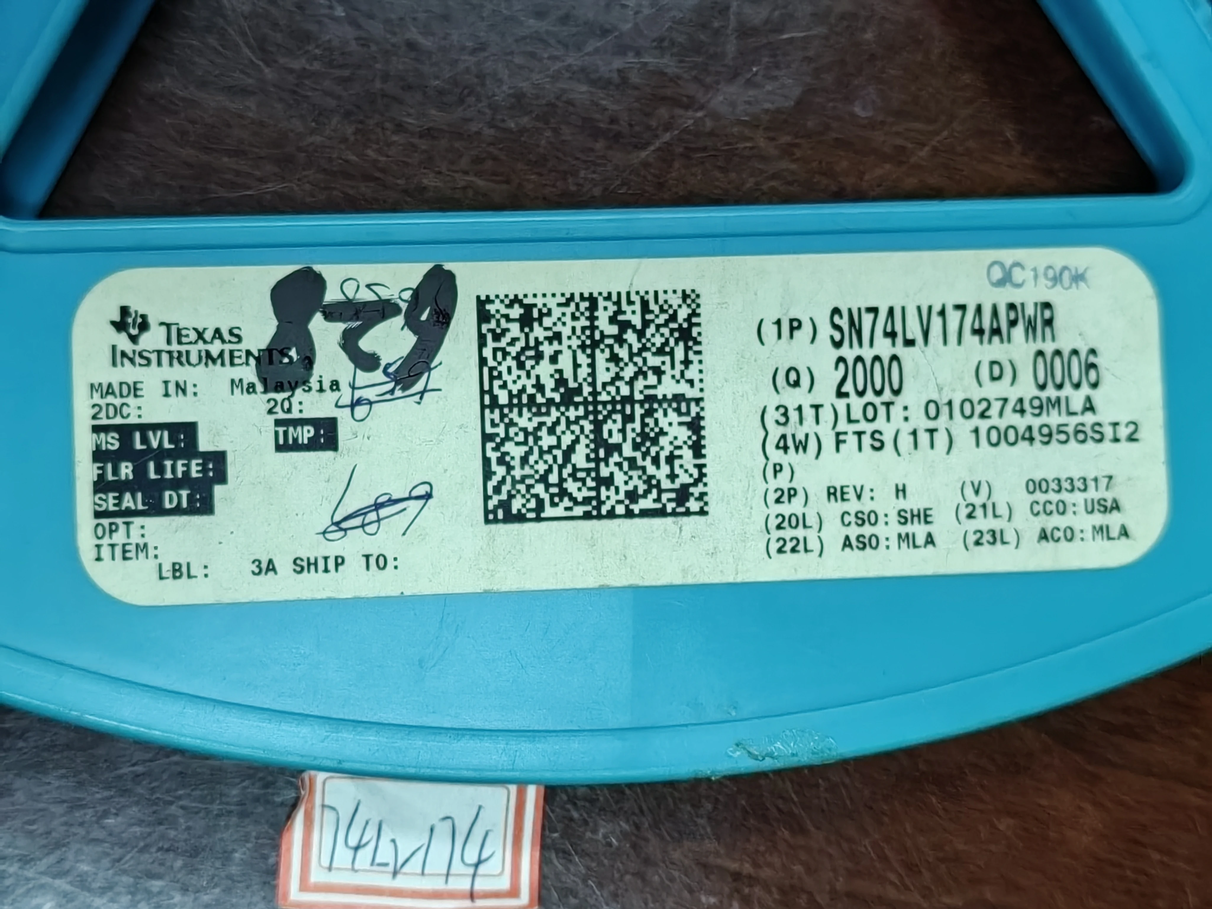 SN74LS240DWR/SN74LV174APW/SN74LS374DWR/SN74ABT16245ADLR/Integrated circuit new original inventory spot sale at a low price