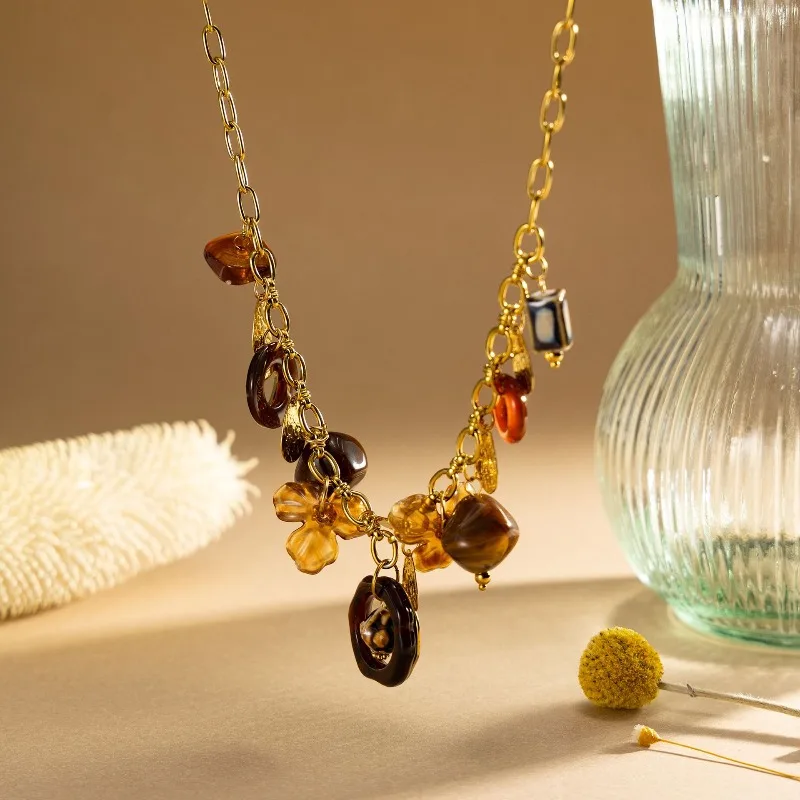 Asymmetrical Natural Amber Stone Pendant Necklace Irregular Chip Beads Gold Chain Women Boho Jewelry