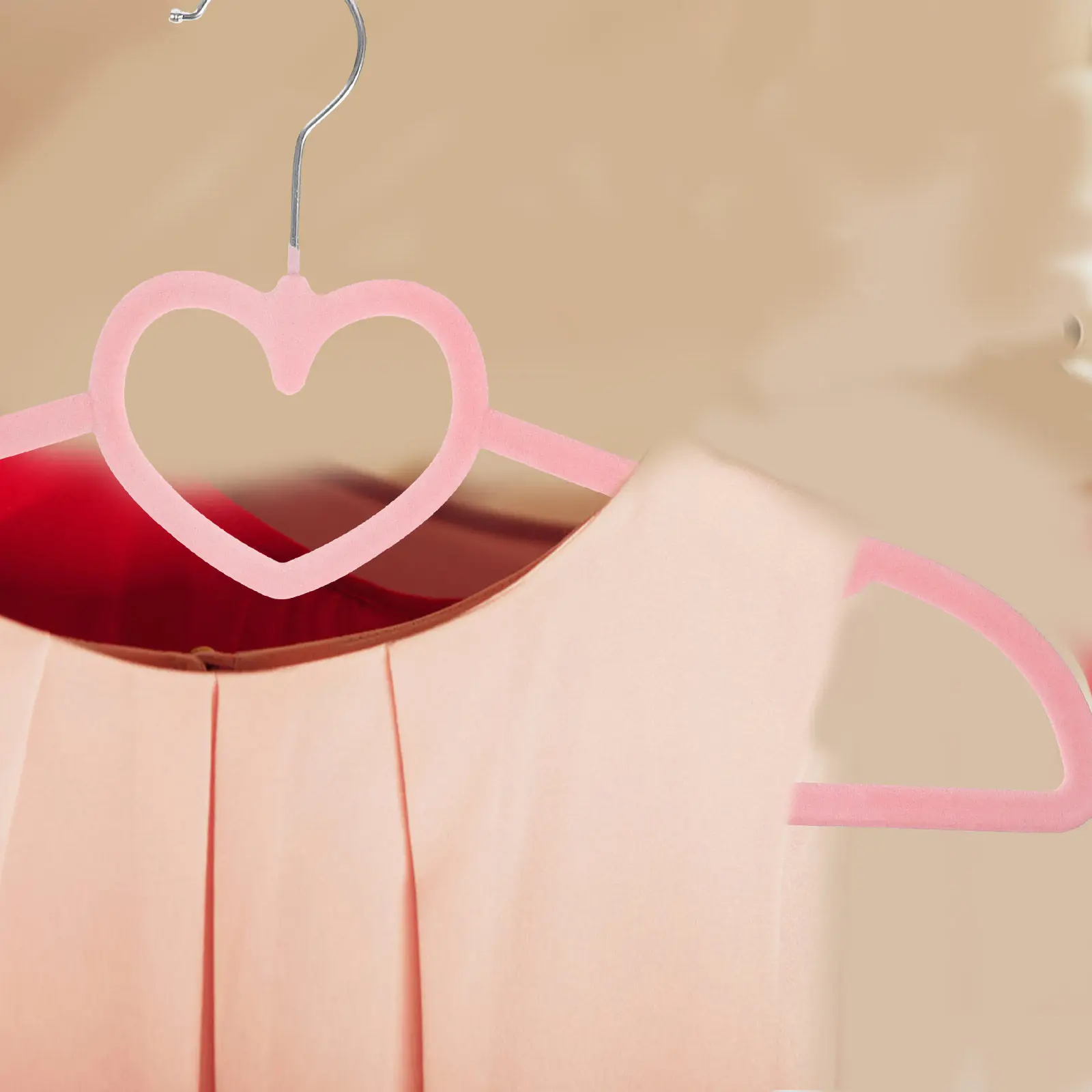 

10Pcs Clothes Hangers Anti-Skid Heart Shaped Plastic Hangers 360 Degree Swivel Hook for Closet Pants Dress Shirt