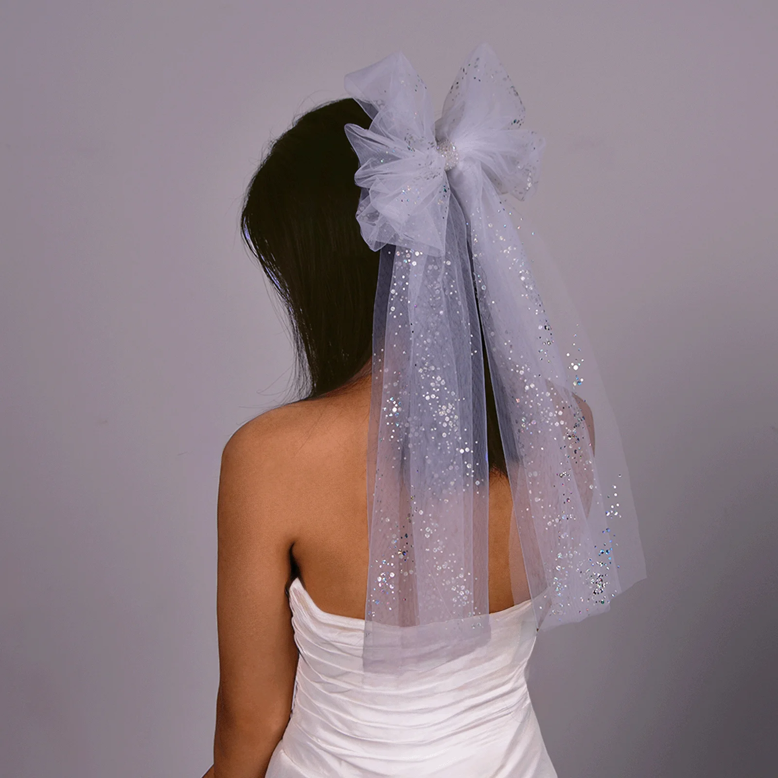 

Short Bridal Veil Bow Wedding Veil With Hair Comb Sparking Soft Veil For Bride Flower Girl Bachelorette Party Accessories M111