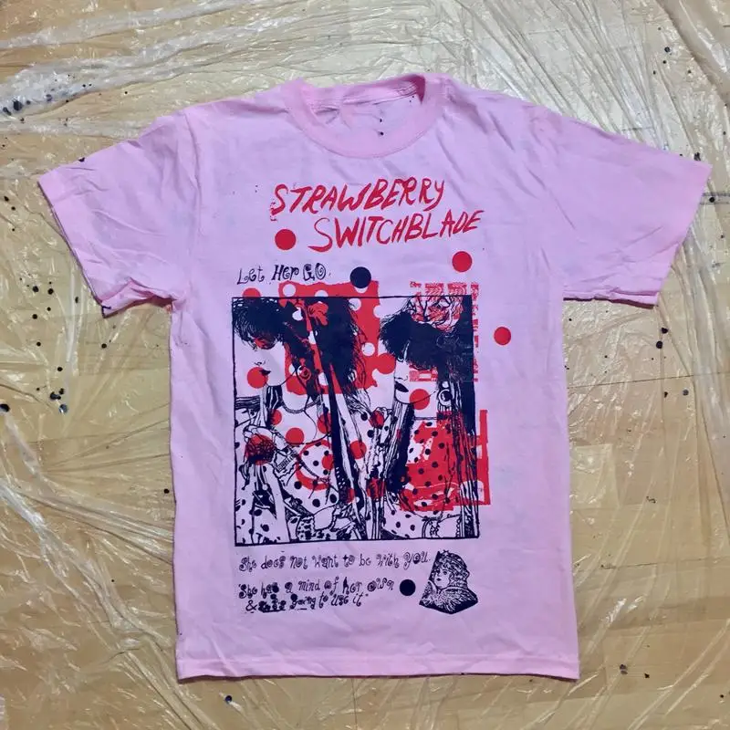 Strawberry Switchblade T Shirt Black Men S 5Xl
