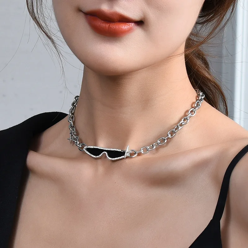 Titanium steel necklace, cool style necklace, personalized collarbone necklace