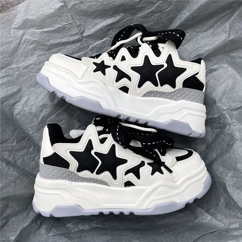 2024 New Autumn and Winter New Platform Height Increasing Comfortable Versatile Couple Casual Shoes