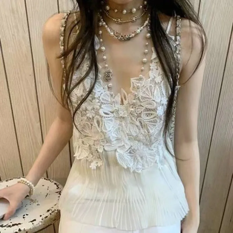 Sexy Vintage Slim Fit Irregular Strap Tank Crop Tops Versatile Sexy Hot Girl 2025 Summer Striped Sleeveless Tees Fashion T Shirt