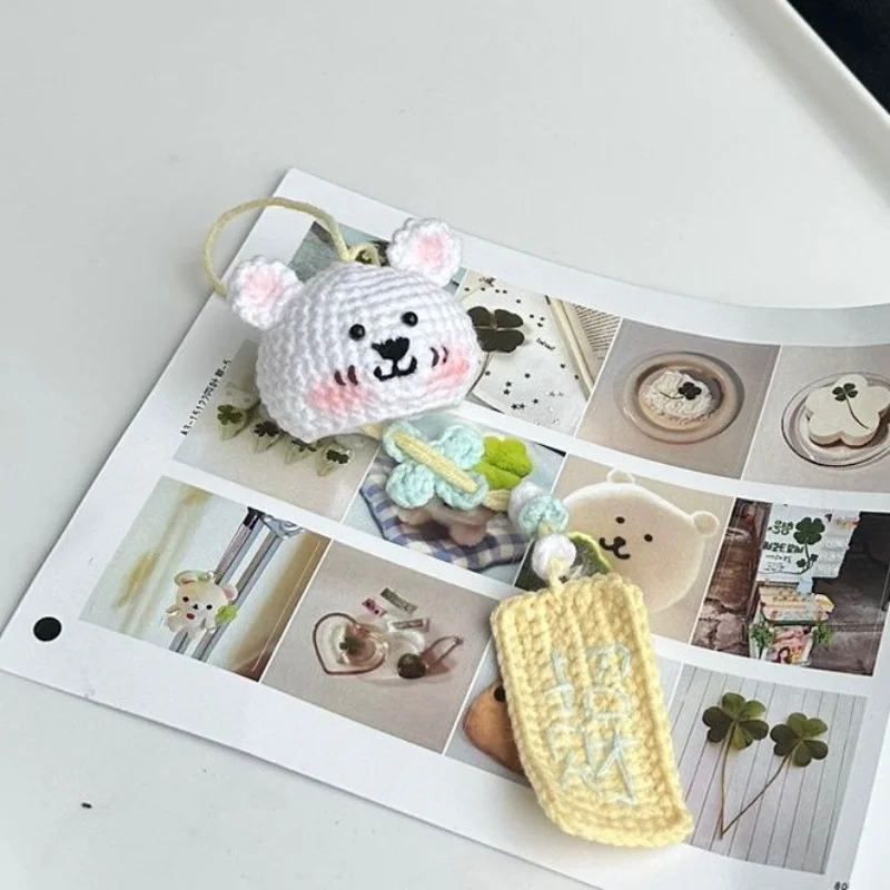 리락쿠마 주변 상품 신모델 풍경종 귀여운 만화 캐릭터 자조적인 곰 창의적인 수제 완제품 니트 자동차 장식품