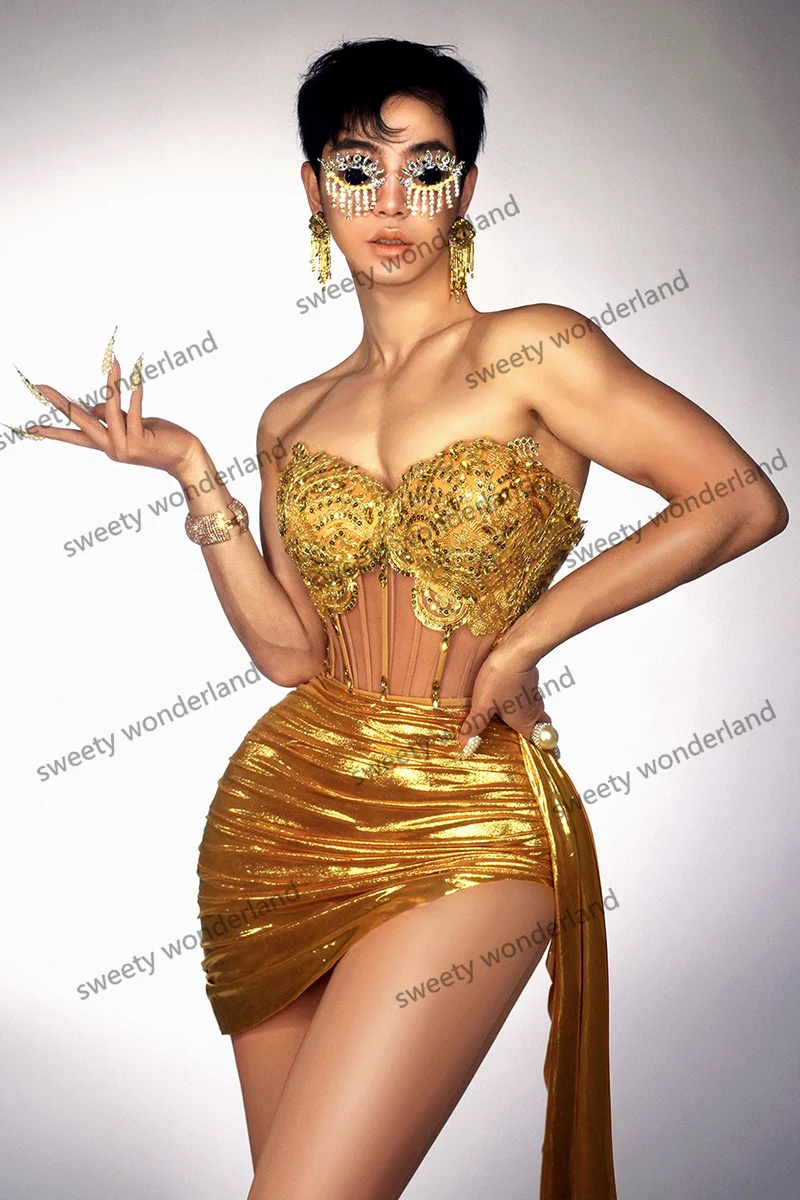 Sexy Gold Cocktail Dresses 2025 Women Lace Sequined Mini Skirt Short Prom Gowns Corset Top Chic Birthday Party Dress Customized