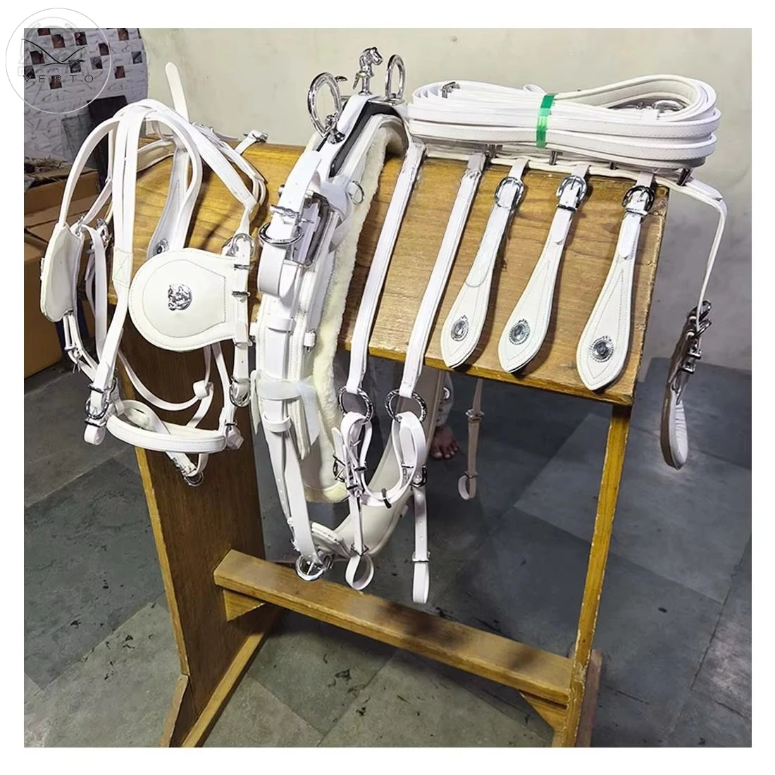 Custom PVC Horse Trotting Harness Set Quick Hitch Driving Harness for Equestrian Training Cart Use
