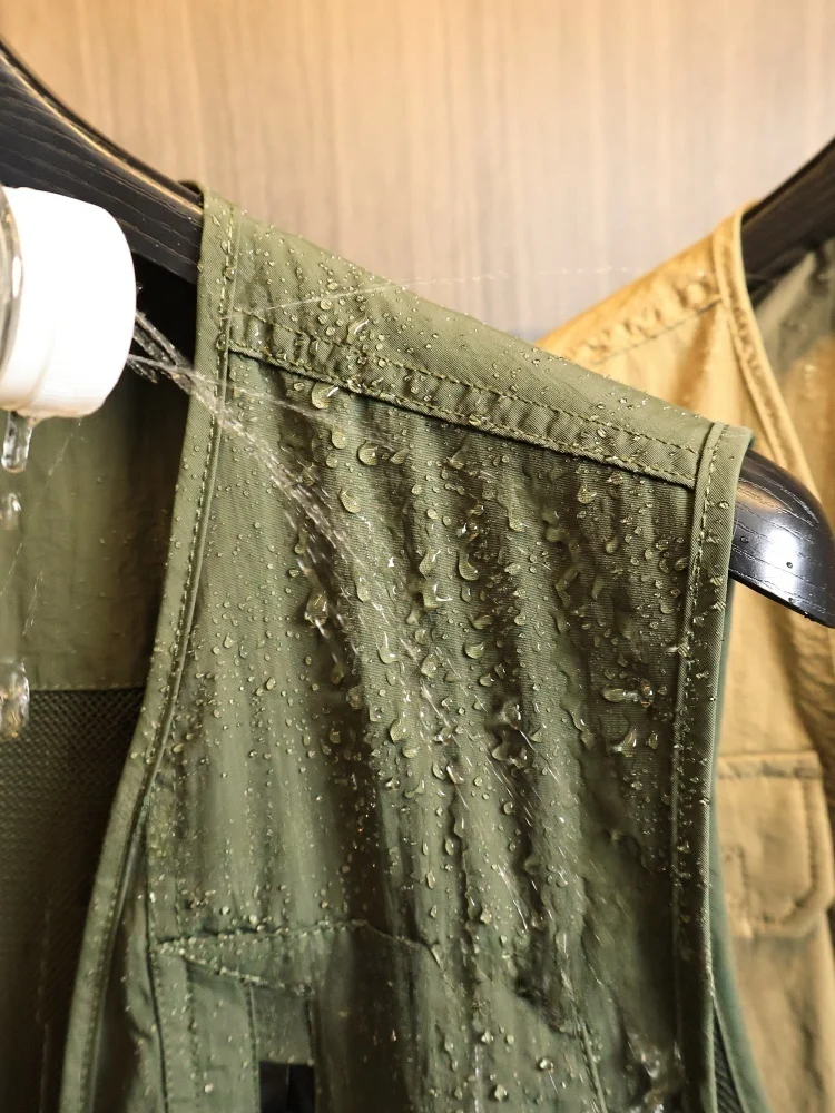 2026 Summer Men's Outdoor Workwear Series No-Neck Vest Jacket Trendy Multi-Pocket Breathable Lightweight Fashion Urban Style