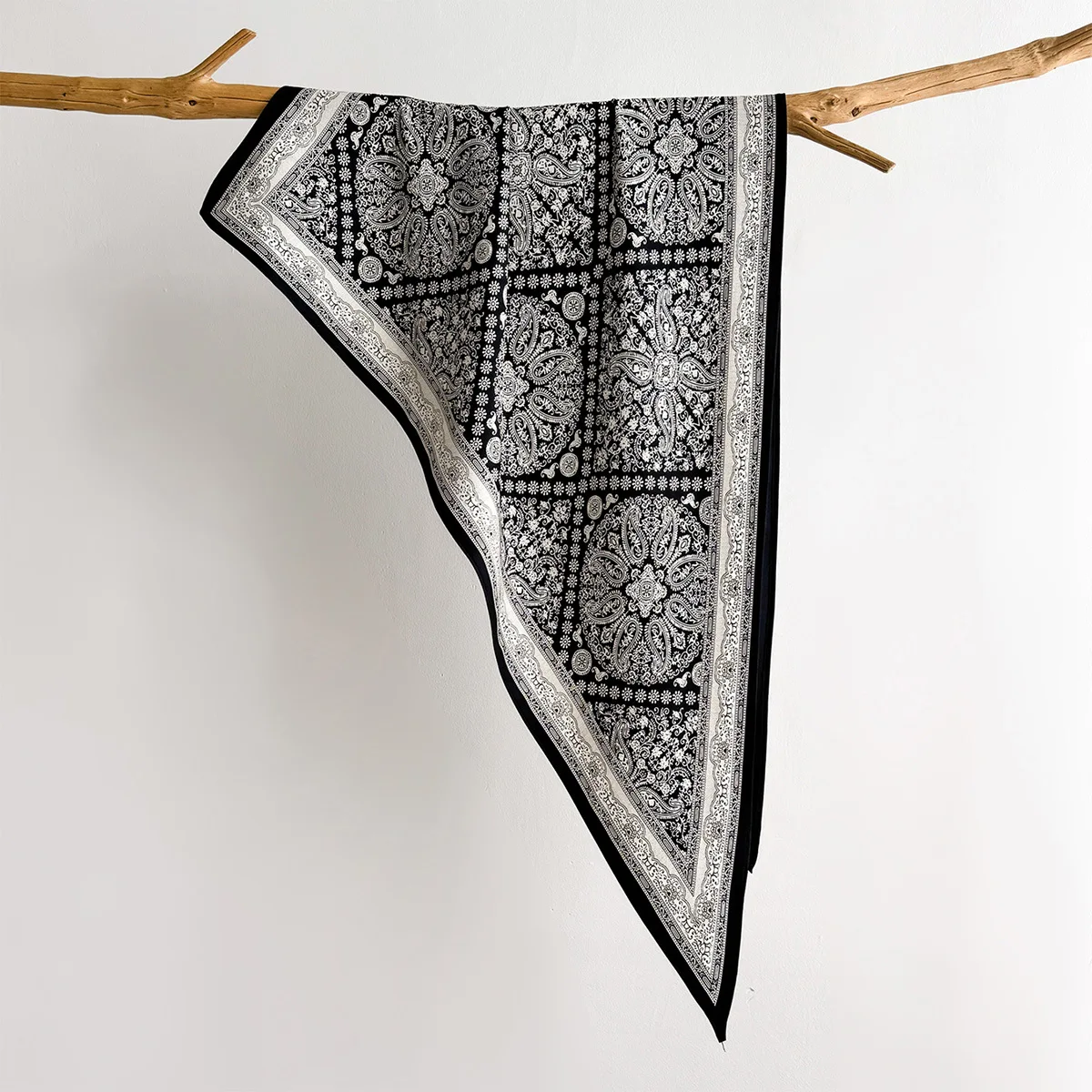 Neuer Twill-Schal, Dreieckstuch für Damen, Paisley-Halstuch, neues Stirnband, Haarbänder, bedruckter Foulard, Hijab, Wickeltücher, Bandana – Detail 5