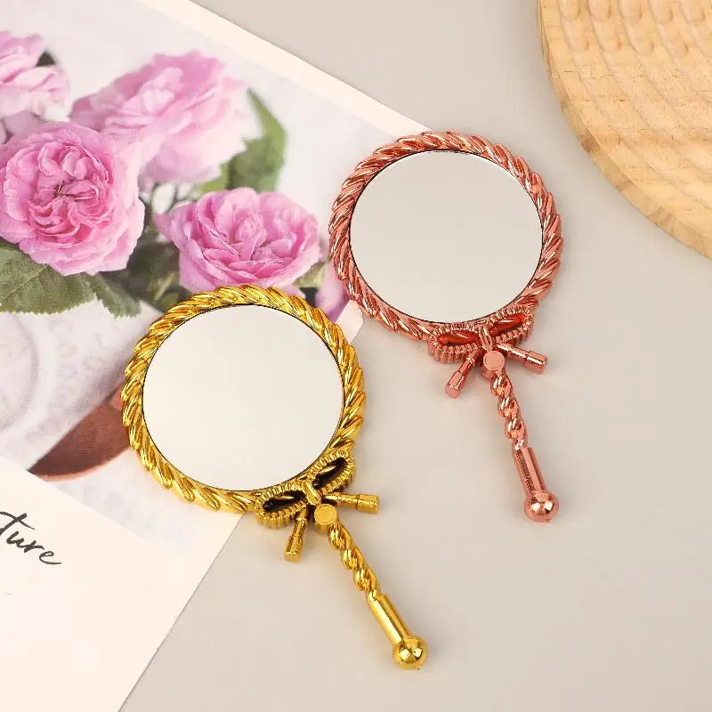Cermin Rias Genggam Vintage Portabel Cermin Kosmetik Bulat Pegangan Tangan Gaya Eropa Cermin Istana Kuno Yang Mulia Alat Kecantikan