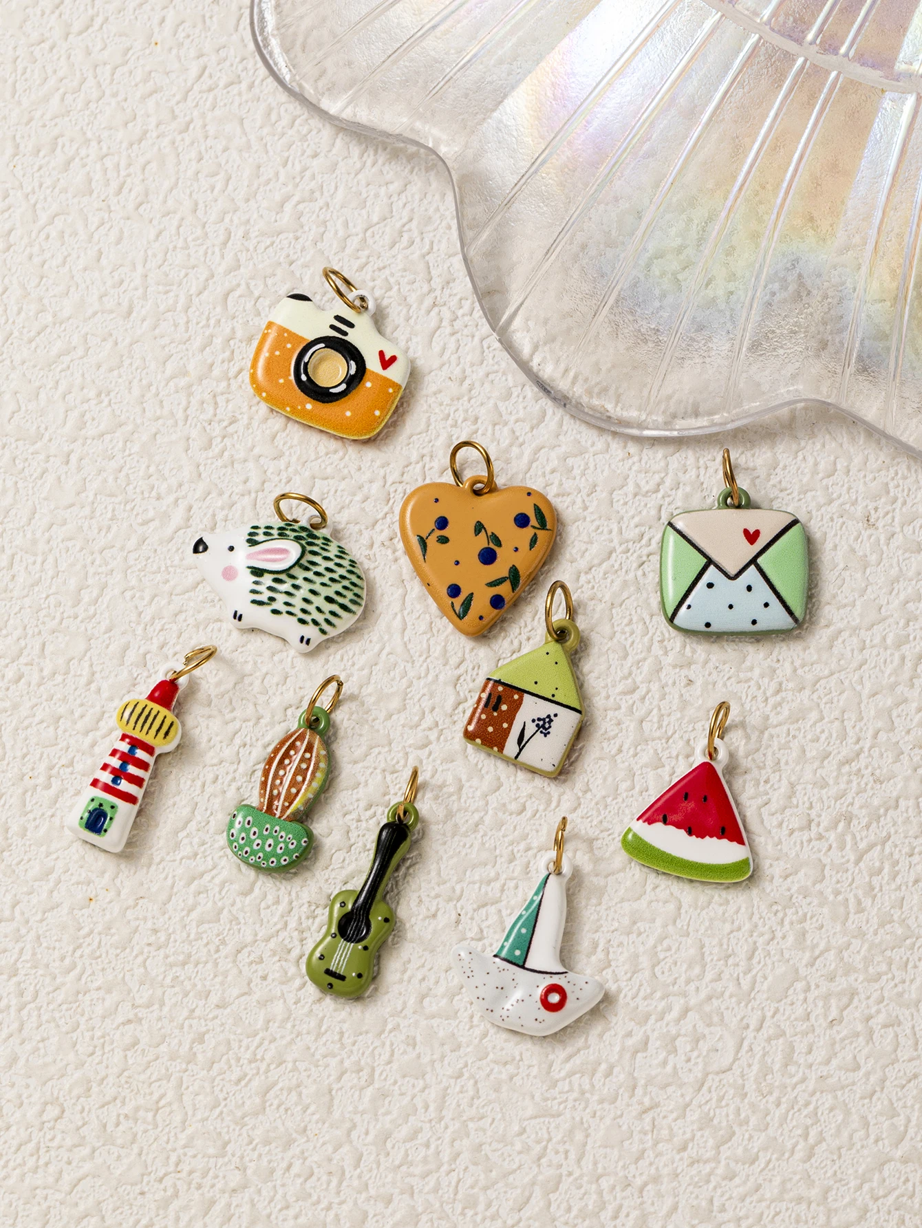 Einfache und beliebte neue Dopamin-Liebeskamera-Igelhaus-DIY-Anhänger für Schmuck – Detail 2