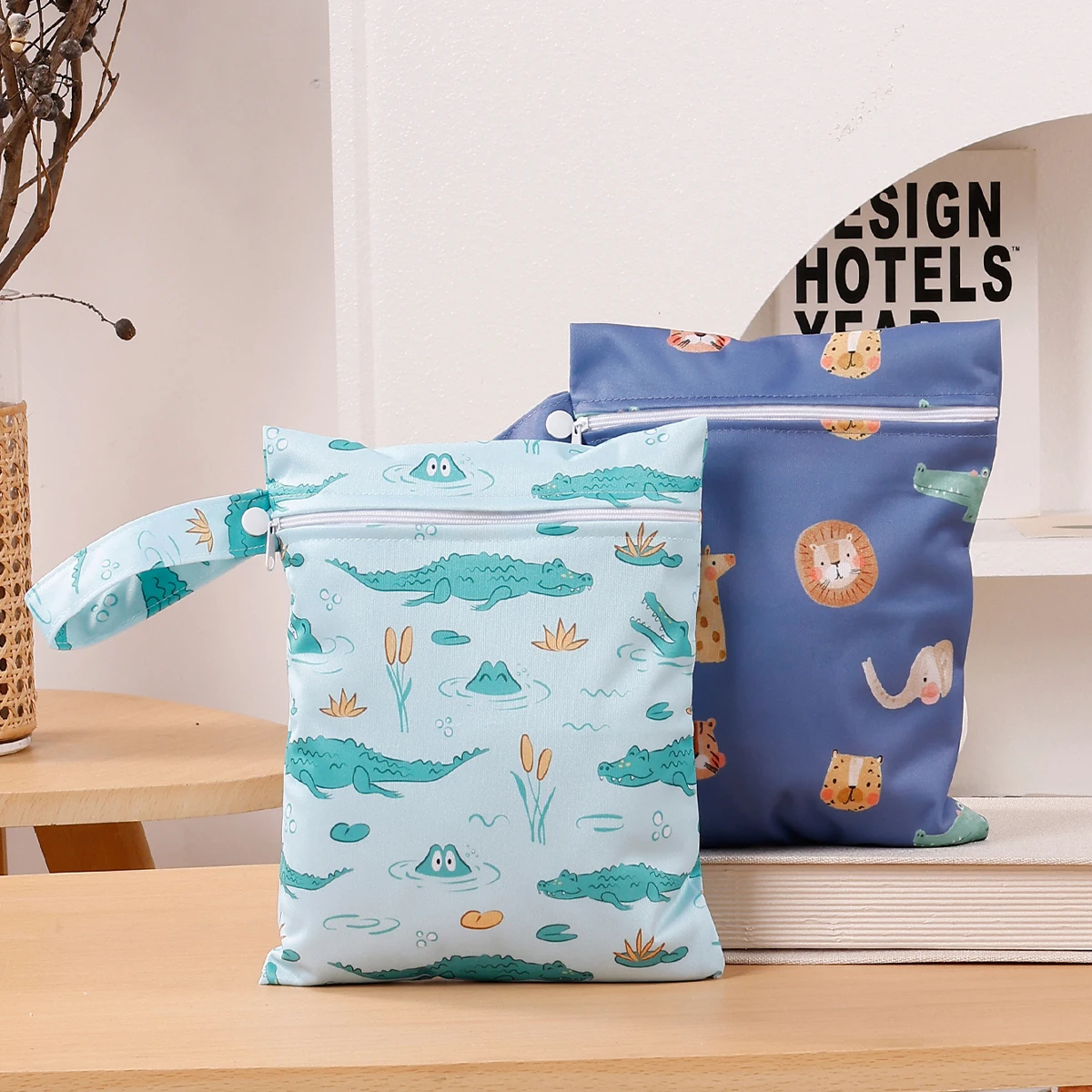 

Elinfant 2 Pcs Mini Diaper Bag Waterrpoof Washable Reusable Baby Wet Dry Bag Outerdoor Stoage Bag Wet Clothes Storage Bag