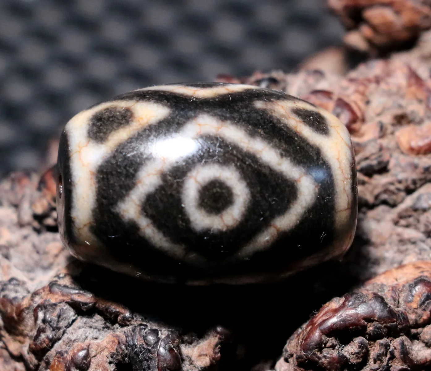 

Treasure Energy Tibetan Old Agate 3 kingkong eye dZi Bead Big Daluo Pendant Amule Lkbrother