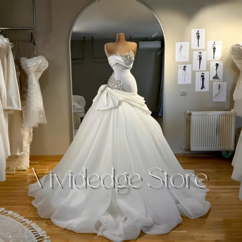 Gorgeous Fishtail Wedding Dresses Corseted Studded Ruffled Decoration Bow Ruffled Floor Length Bridal Gowns Customized