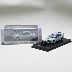 Отлитый под давлением двигатель CMModel 1/64 Mitsubishi Lance EvoIx Whit серого цвета