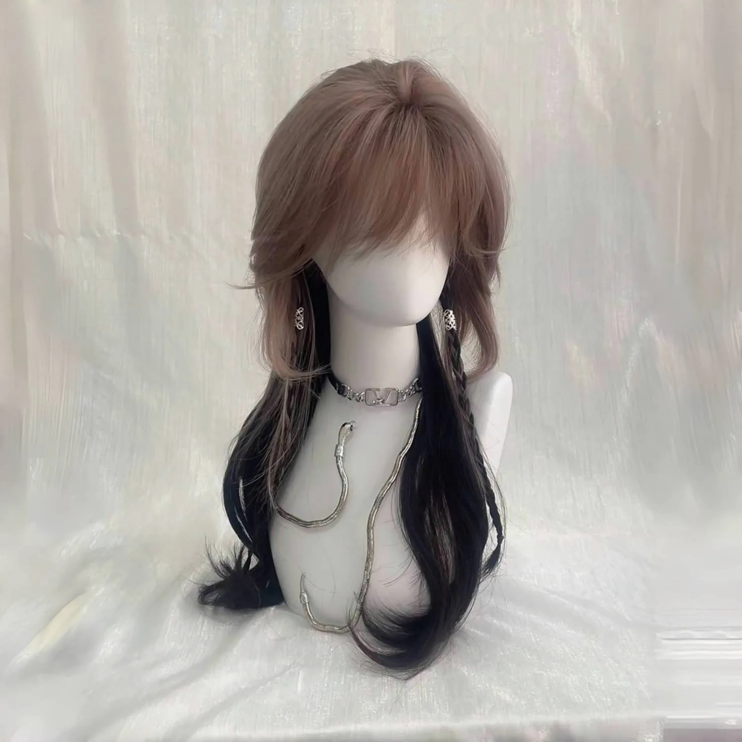 Synthetic Wolf Cut Layered Mullet Wig Natural Loose Curly Ends Mushroom Bob Hair Fashion Party Daily Cosplay Heat Resistant