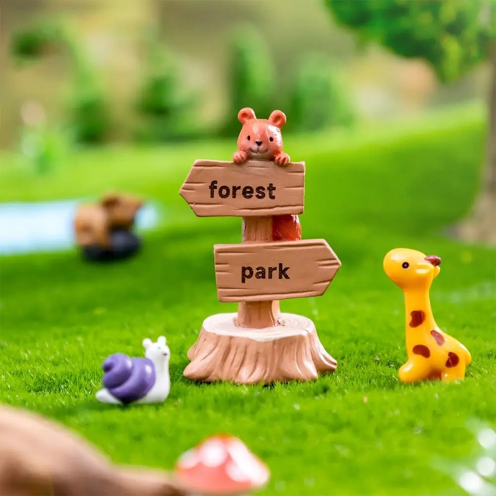 Multicolor Micro Road Signs Cartoon Animal Resin Miniature Road Board Desktop Ornament Succulents Bonsai Mini Signpost Figurine