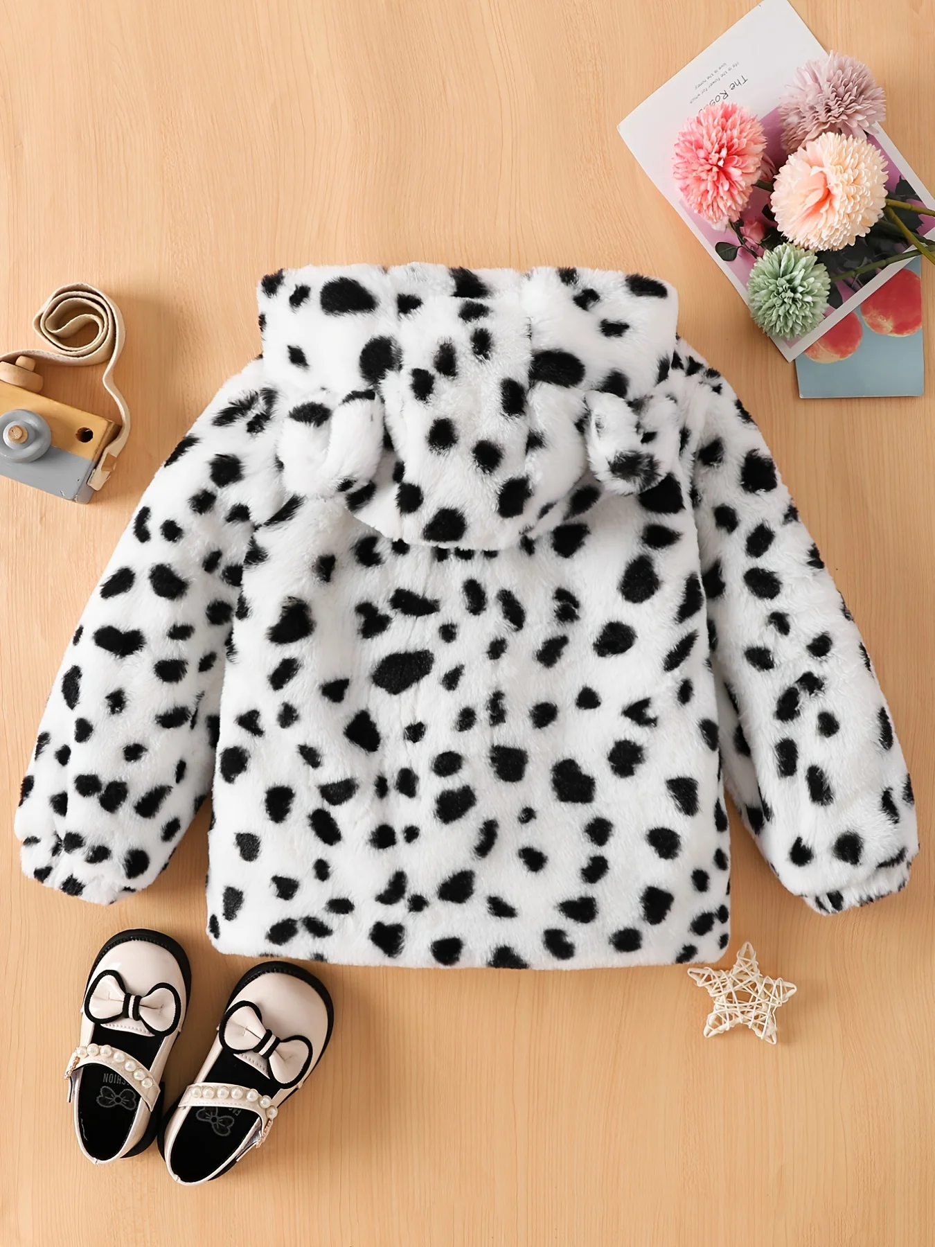 Autumn and Winter New Baby Boys and Girls Cow Black Dot Plush Plush with Ears Cute Winter Set