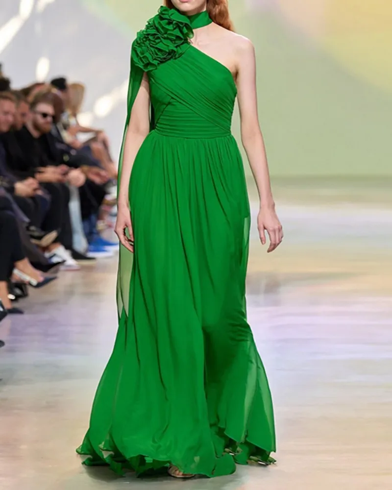 Elegant Green Evening Dresses 2023 High Neck Flowers Chiffon Pleats Formal Prom Gowns Celebrity Style Robe De Soirée