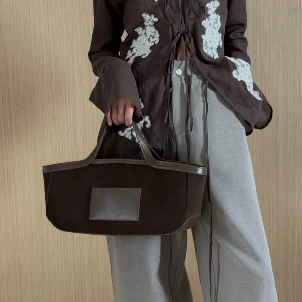 

Нишевый дизайн, матовая воловья кожа, сумка-корзина для овощей, большая вместительная сумка-тоут, простая кожаная сумка для пригородных поездок