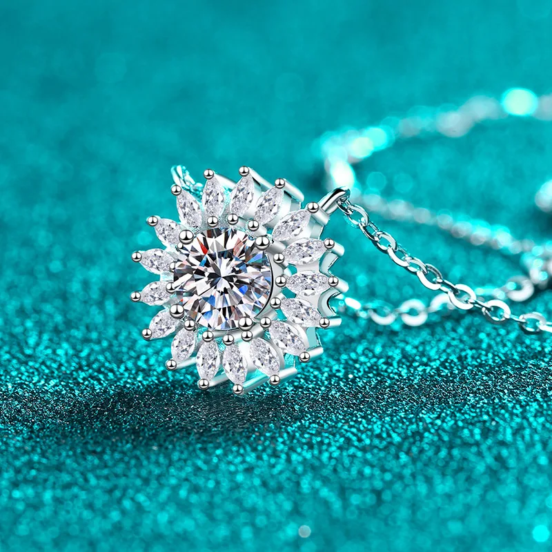 Elegant PT950 Platinum Women’s 1-carat Moissanite Necklace, Gorgeous Sunflower Diamond Pendant Chain Holiday Gift