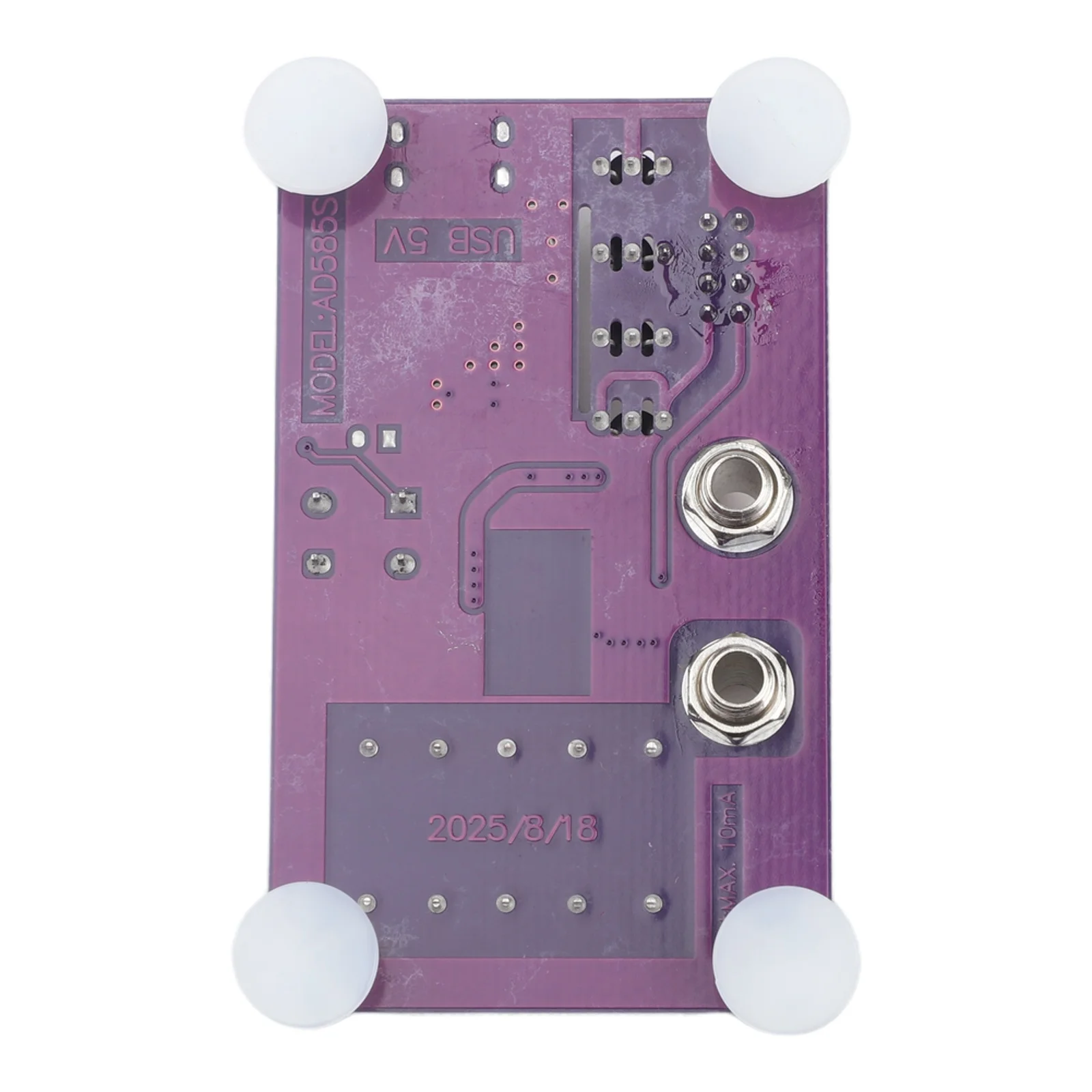 AD585 Voltage Reference With Five-Level Output For Multimeter Calibration And Linearity Verification Via Type-C Power