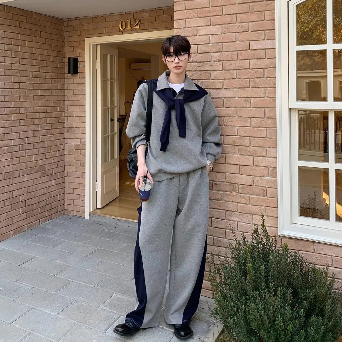 

Корейский высококачественный стиль старых денег, искусственная шаль из двух частей, толстовка с контрастными лацканами, новинка 2025, весенне-осенний топ