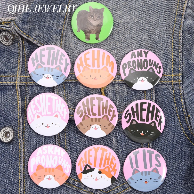 Lustige bunte Katzen-Brosche aus Weißblech, weiche Knopfnadel, süße Katze, Pronomen, Sie, sie, Broschen, Rucksack, Revers, Abzeichen, Schmuck, Geschenk