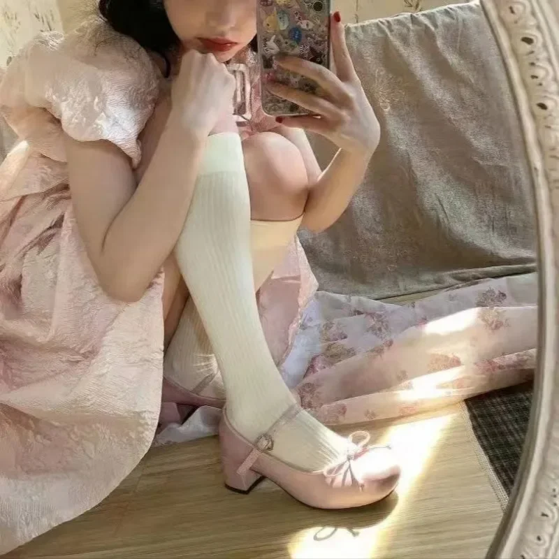 

Женские туфли на высоком каблуке, с бантом