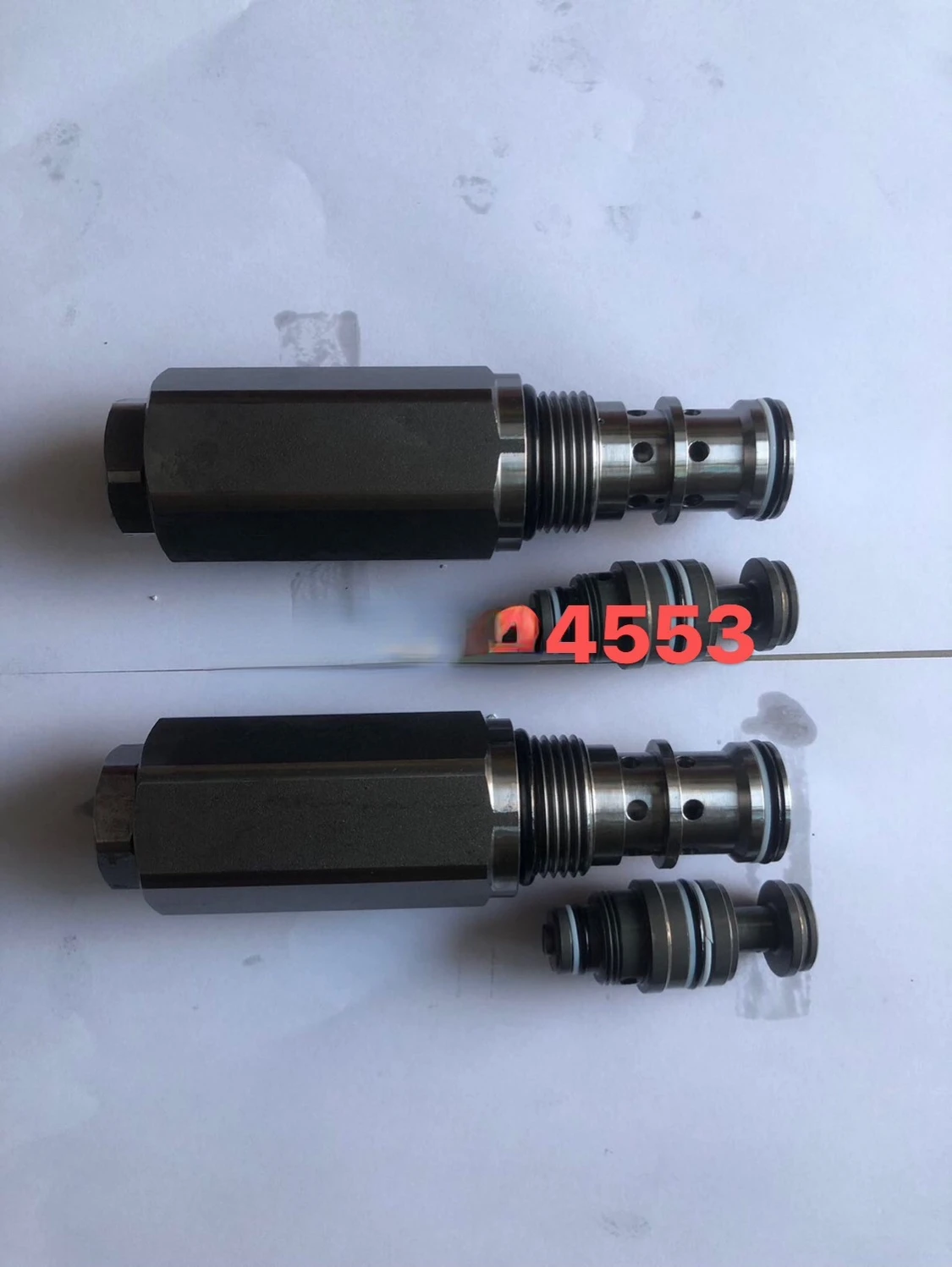 Applicable to Volvo 290 Mid Arm Regeneration Valve Ec290 Main Gun Valve