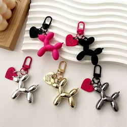 Llaveros de perro de globo de dibujos animados acrílicos para mujer, colgante de bolso Y2k, llaveros de coche de pareja, regalo de joyería, accesorios de decoración