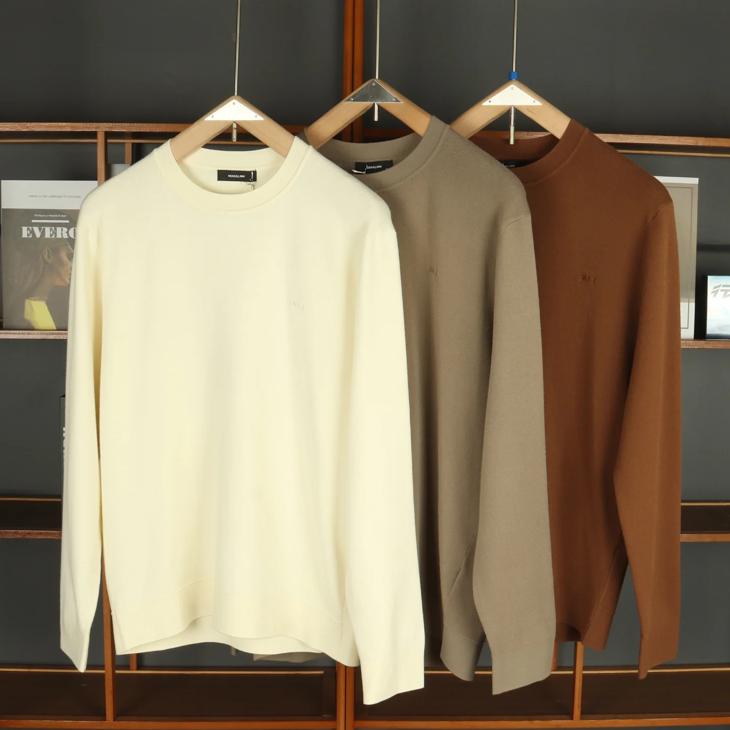 

Теплый повседневный вязаный свитер для молодых мужчин, круглый Ne Tagl, модный, универсальный, зимний, новый, удобный, из мягкого материала