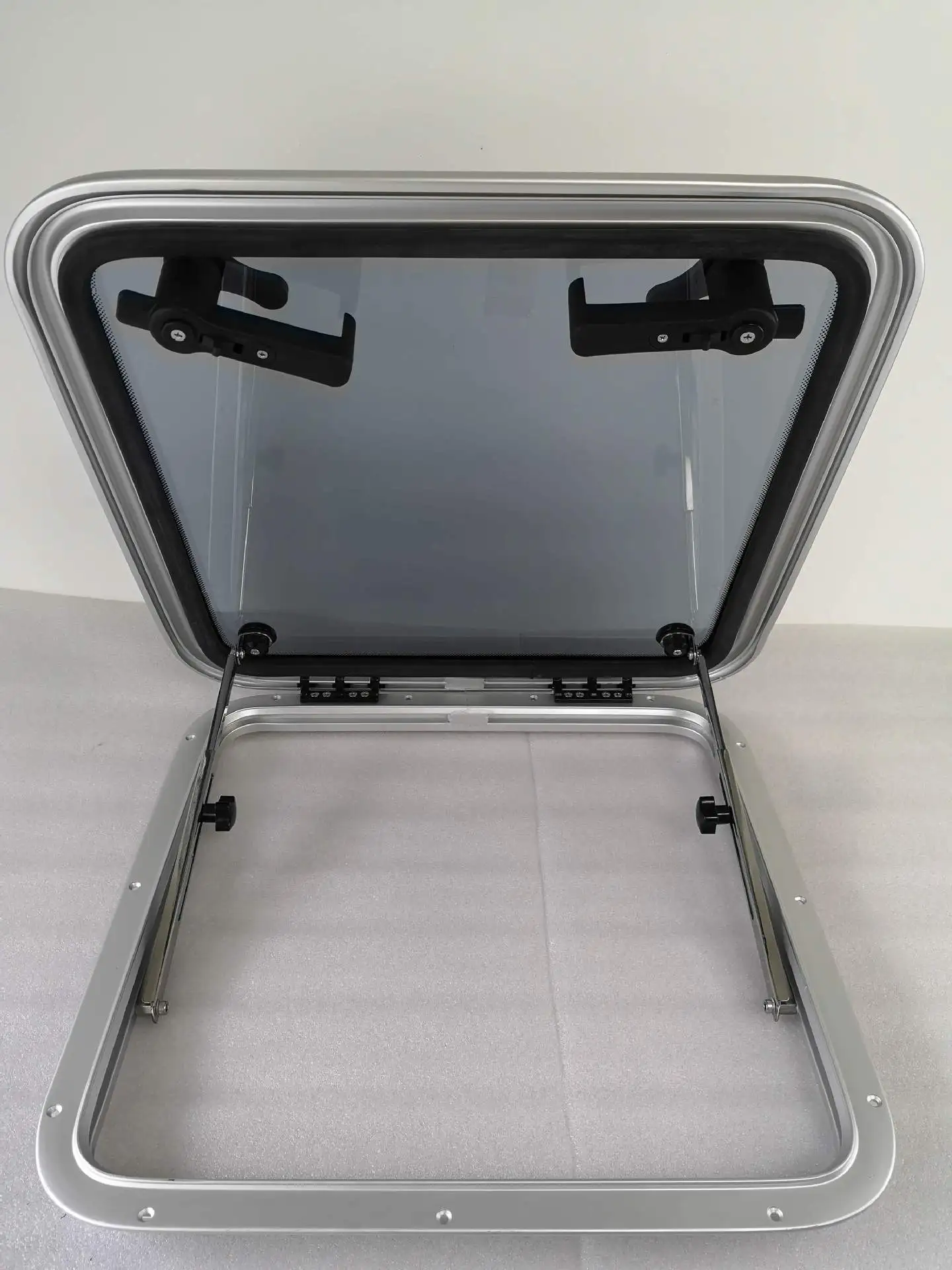 Square Aluminum Alloy Tempered Glass Deck Plate Skylight Porthole New Ventilation Light Transmission Window for Yachts Ships RVs
