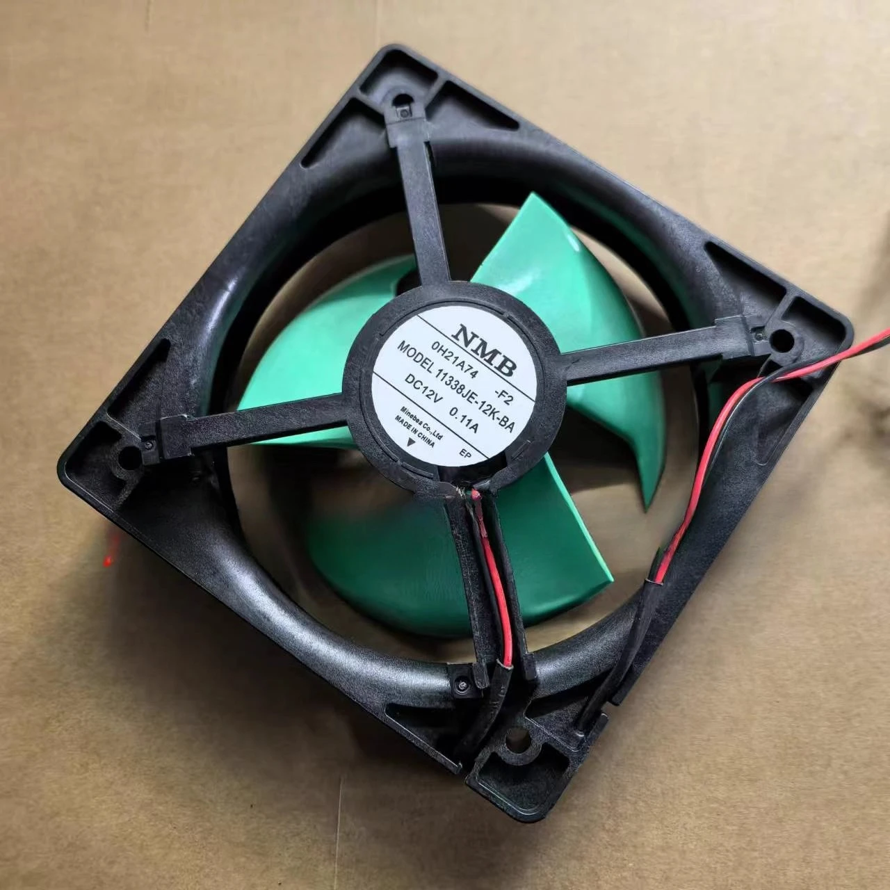 DC fan cooling fan accessory 7B07A74-F1 11338JE-12K-BA 0.11A suitable for Jinghong refrigerators