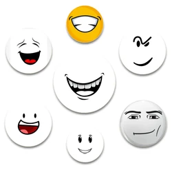Face Winning Smile Cute Funny Creative Brooch Figures Pins Round Button Pin Backpack Clothes Decoration Fashion Jewelry Gifts
