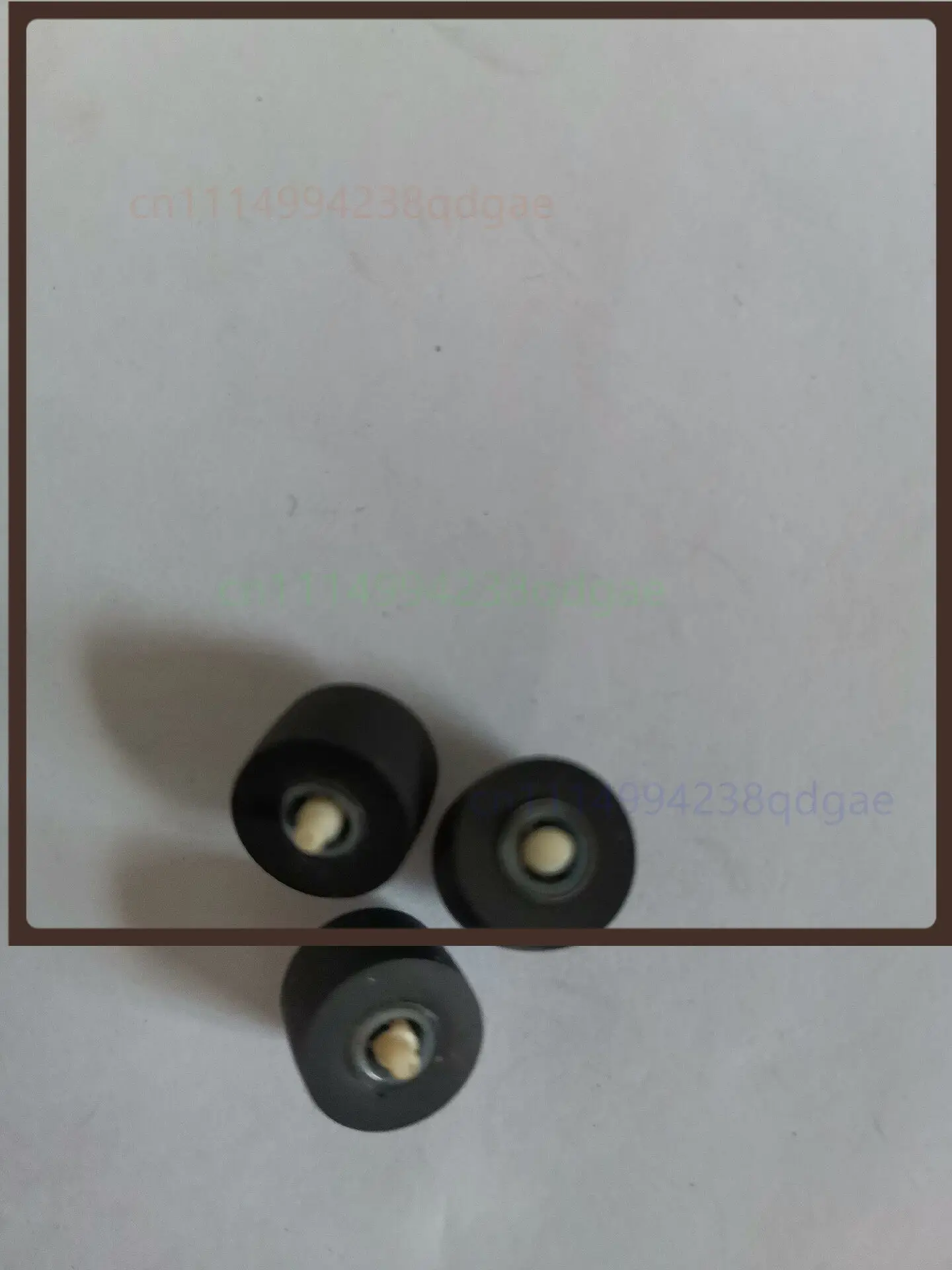 1PCS Used Rubber Pinch Roller 10x6.5x1.5mm With 10.2mm Skeleton Shaft Core For Walkman Cassette Deck Tape Recorder