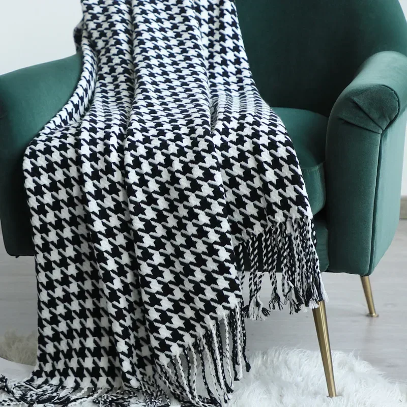 Sofa Blanket Homestay Hotel Modern Simple Throw Blanket Black White Houndstooth Decorative  Bed End Towel Bed Flag Soft Scarf