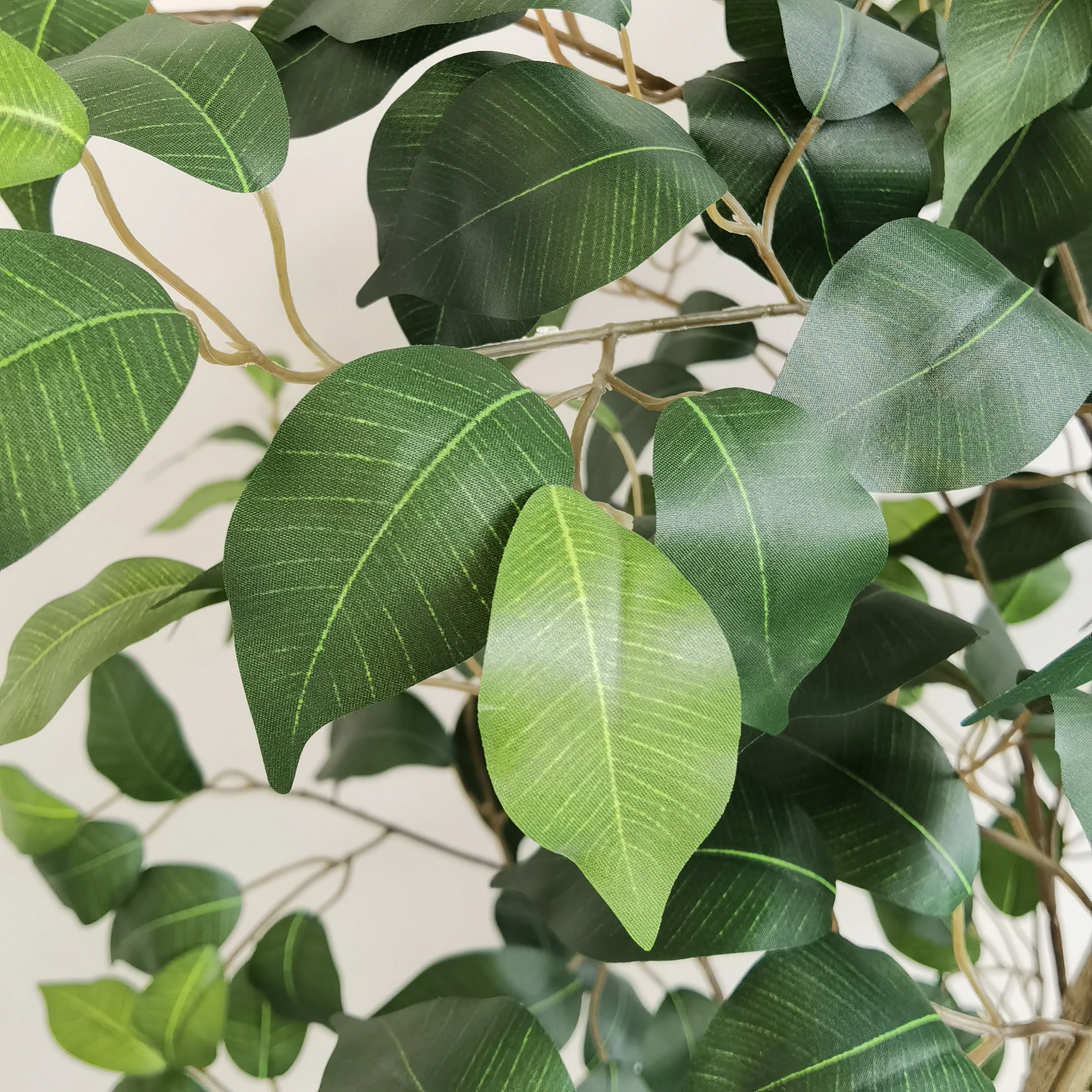 140-210cm Künstlicher Ficus-Baum Banyan-Zweig für Innen- und Außenbereich Dekorative Kunstpflanze für Haus, Balkon und Wohnzimmer – Detail 10