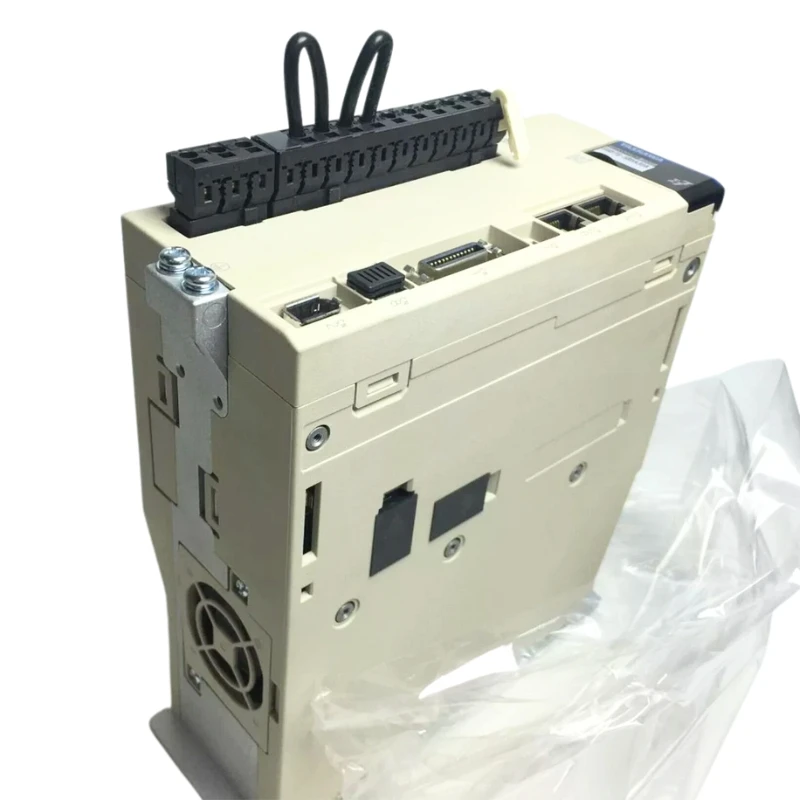 

New Yaskawa SGD7S-590A30A202 Servo Drive In Stock Fast Shipping