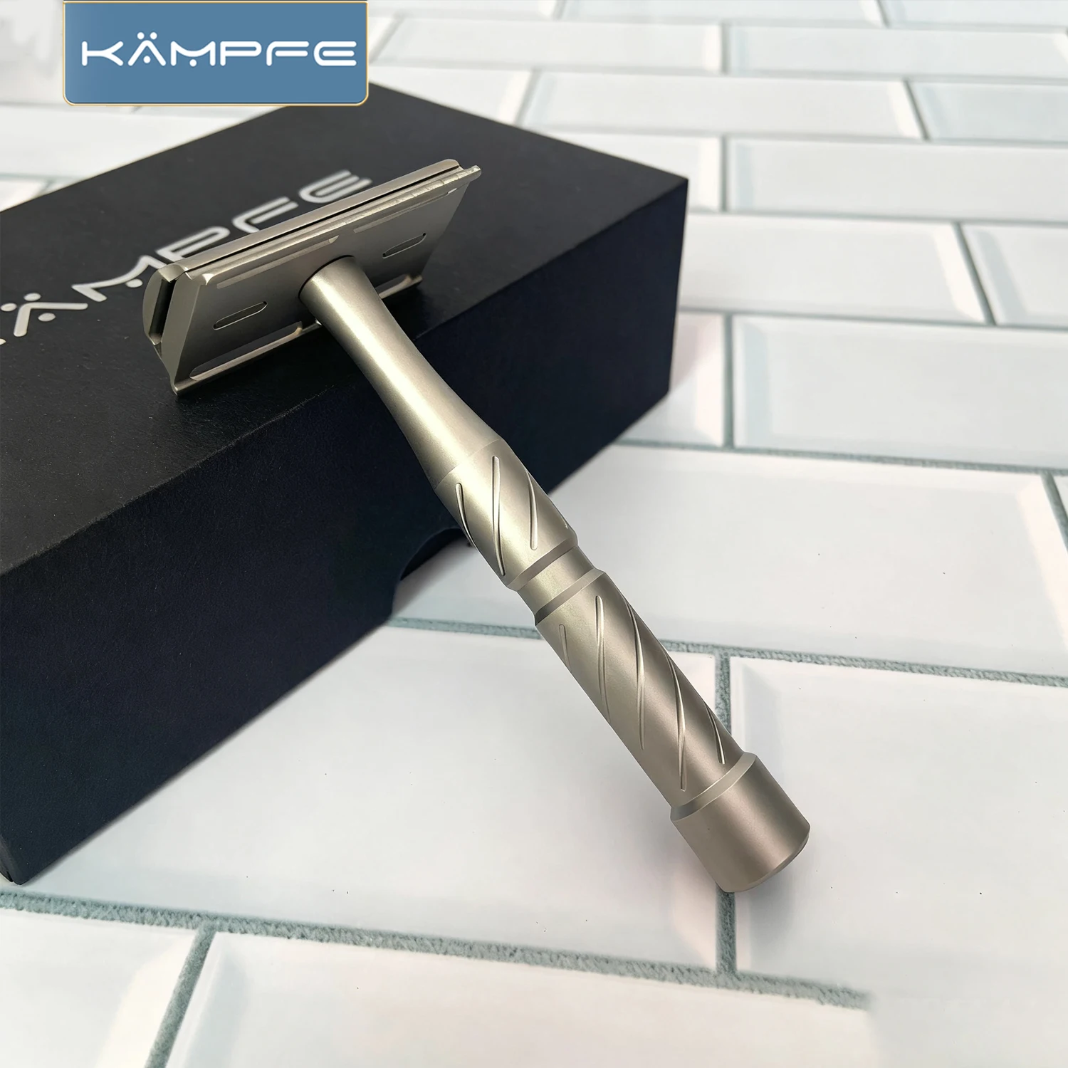 KAMPFE Stainless Steel CNC Carving  Safety Shaver Travel Grooming Tool for Father and Men barber
