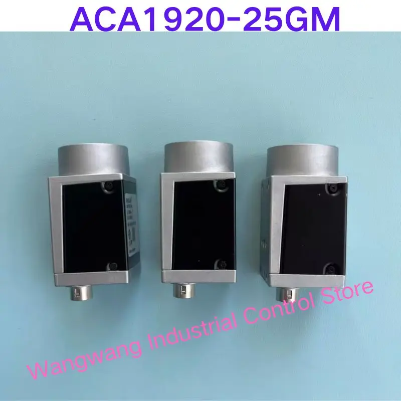 

Промышленная камера acA1920-25gm