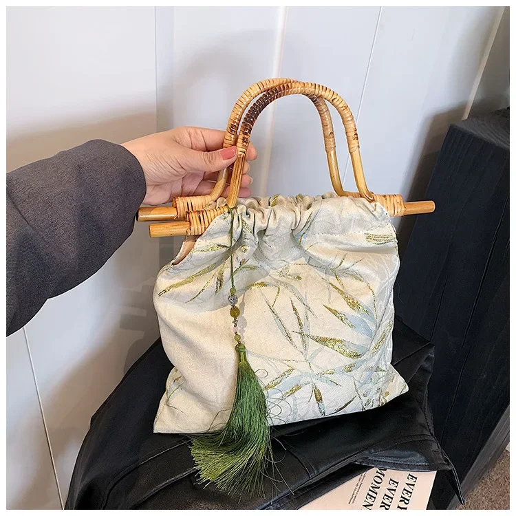 2024 Luxury Elegant Reusable Jacquard Handbag with Bamboo Handle New Design Embroidered Flowers Women's Tote Bag